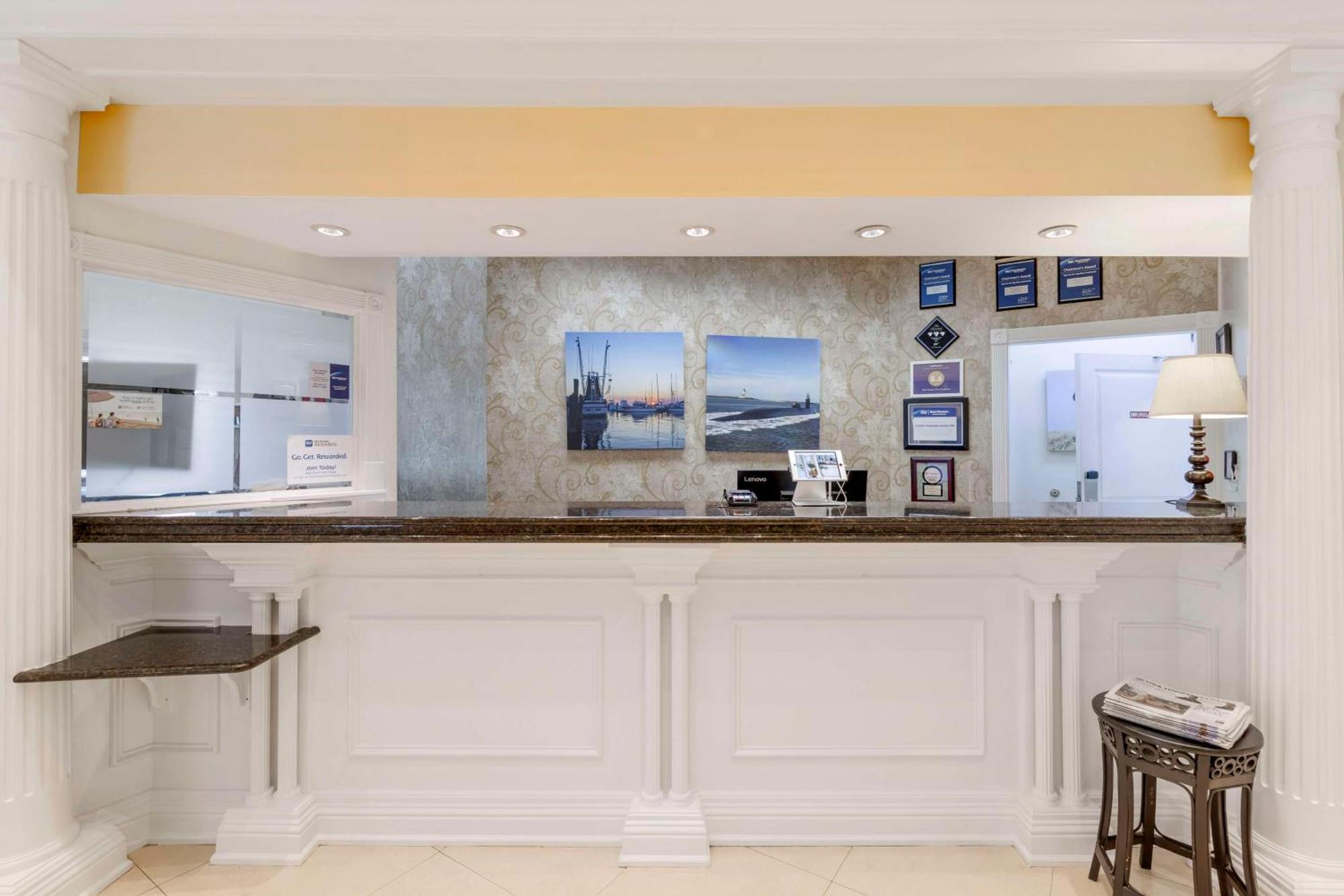 เบสต์ เวสเทิร์น พลัส คิงส์แลนด์ Hotel ภายนอก รูปภาพ