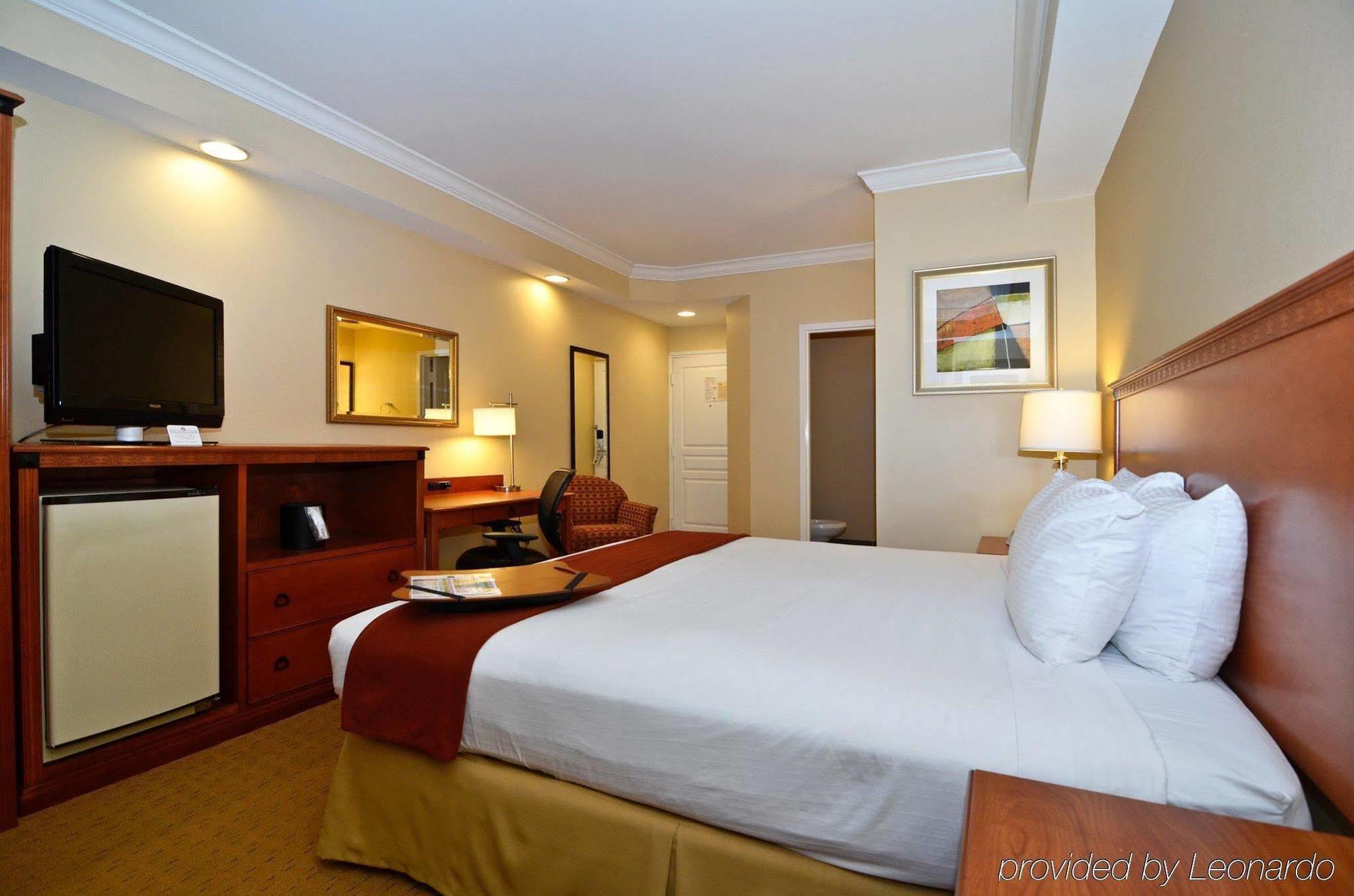 เบสต์ เวสเทิร์น พลัส คิงส์แลนด์ Hotel ภายนอก รูปภาพ